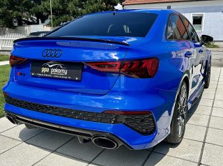 Audi RS3 Performance Edition 1/300 quattro