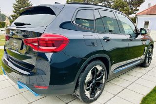 BMW iX3 Vollausstattung / Head up Display, Impressive, Panoramaglasdach, Leder, uvm