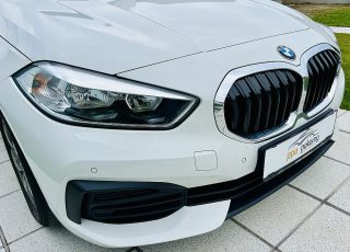 BMW 118i - Topzustand, Navi, 2 Zonen Klima, Lordrsenstütze, Innen-Außenspiegelpaket