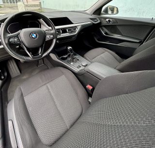 BMW 118i - Topzustand, Navi, 2 Zonen Klima, Lordrsenstütze, Innen-Außenspiegelpaket