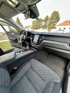 Volvo XC60 B4 Core Mild-Hybrid - Geartronic