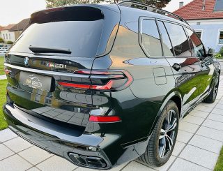 BMW X7 M60i xDrive  Neupreis 200.000 € - 1. Besitz Neuwagenzustand // 6 Sitzer // Topausstattung
