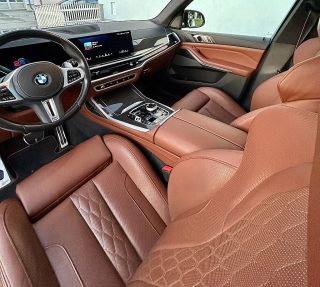 BMW X7 M60i xDrive  Neupreis 200.000 € - 1. Besitz Neuwagenzustand // 6 Sitzer // Topausstattung