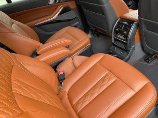 BMW X7 M60i xDrive  Neupreis 200.000 € - 1. Besitz Neuwagenzustand // 6 Sitzer // Topausstattung