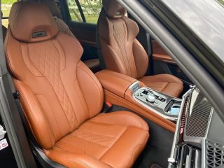 BMW X7 M60i xDrive  Neupreis 200.000 € - 1. Besitz Neuwagenzustand // 6 Sitzer // Topausstattung