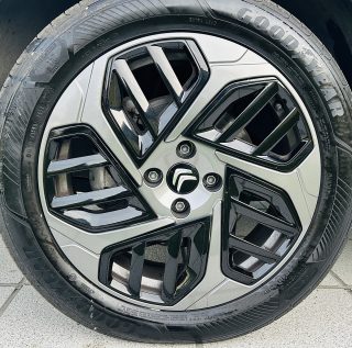 Citroën C4 PureTech 130 Plus - LED,Navi,Kamera,Tempomat - Finanzierungs-Versicherungsbonus - Topzustand