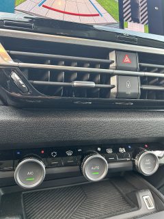 Citroën C4 PureTech 130 Plus - LED,Navi,Kamera,Tempomat - Finanzierungs-Versicherungsbonus - Topzustand