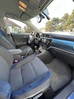Toyota Auris 1,2 Turbo Style - Navi,Freisprech, Sportsitze