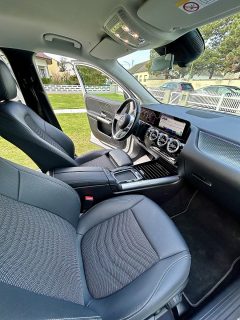 Mercedes-Benz GLA 200d Neupreis 57.000 € 4matic Entry Österreich-Edition Aut. - Topzustand - AHK - Winter Paket LED Scheinwerfer