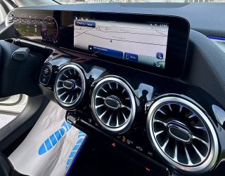 Mercedes-Benz GLA 200d Neupreis 57.000 € 4matic Entry Österreich-Edition Aut. - Topzustand - AHK - Winter Paket LED Scheinwerfer