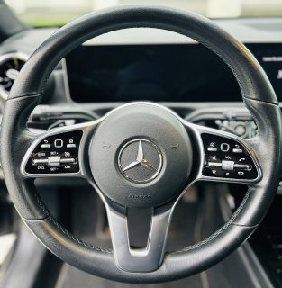 Mercedes-Benz CLA 180 d - Automatik - Navi, Freisprecheinrichtung, Sitzheizung, Tempomat