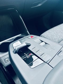 BMW 216i Active Tourer Aut. - Sitzheizung, Lenkradheizung TOP Zustand - Finanzierungsbonus